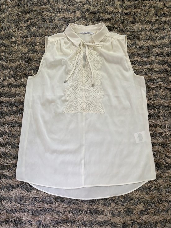 T Tahari Tops - T Tahari Ivory Lace-Front Tie-Neck Sleeveless Camisole Size S